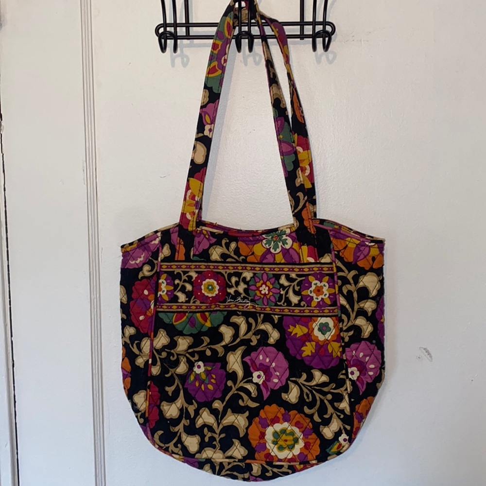 Vera Bradley Suzani Holiday Tote shoulder bag in floral design